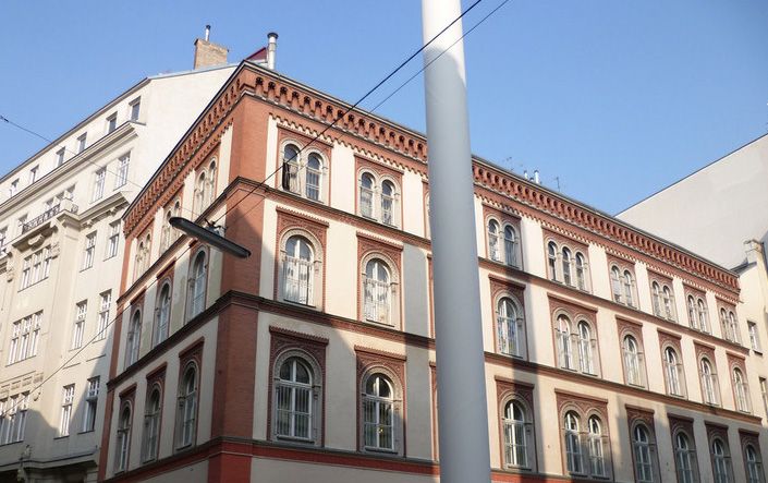 Vienna: Jewish Life in Leopoldstadt 2-Hour Walking Tour - Seeing Jewish Life Today: Why This Tour Isn’t Just About Loss