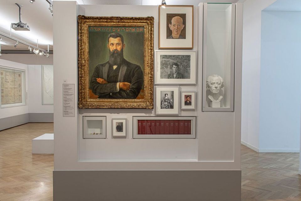 Vienna: Jewish Museum Vienna and Museum Judenplatz Tickets - The Human Story: What the Museum Does Well