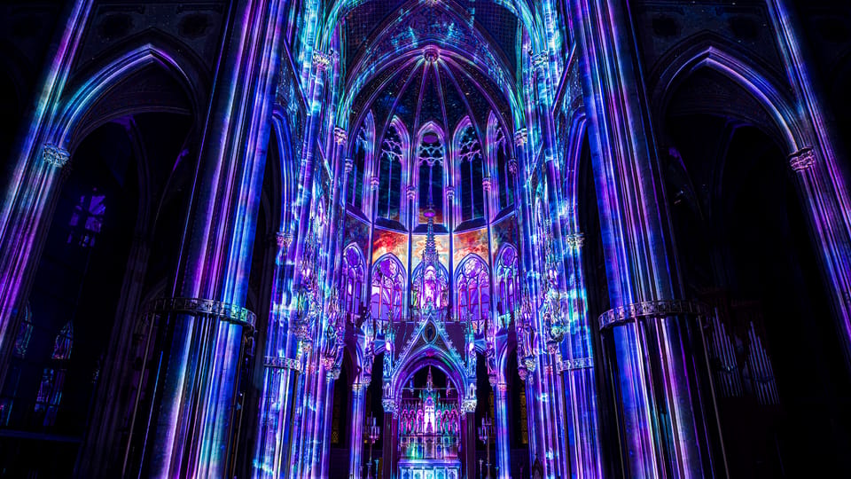 Vienna: Light of Creation Votive Church Immersive Light Show - Where to Sit: Views From Front, Middle, and Back