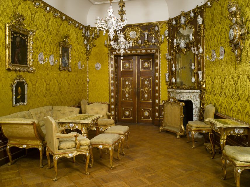 Vienna: MAK - Museum of Applied Arts - Tickets - Your Ticket Experience: Audio Guide, Digital Guide, and Express Security