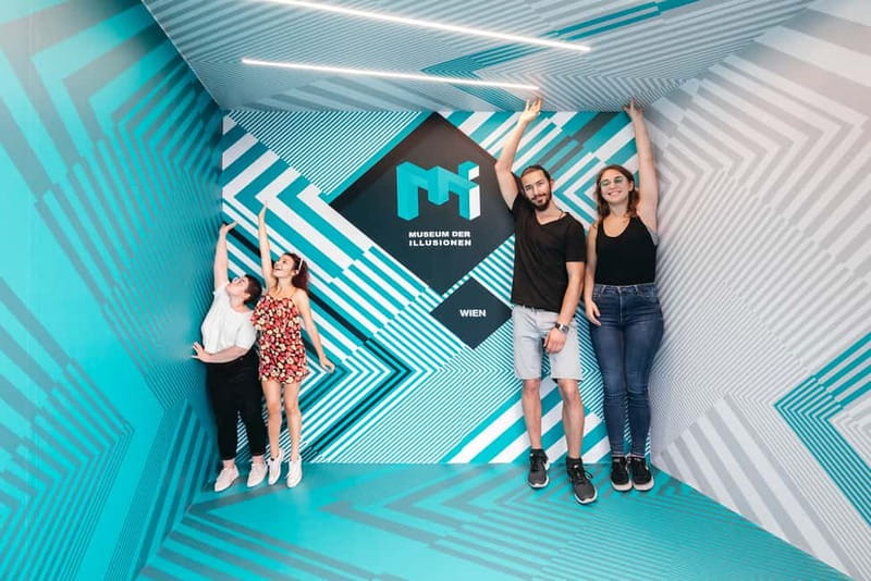Vienna: Museum of Illusions Vienna Admission Ticket - Infinity Room: the perspective photo everyone understands