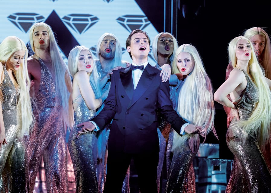 Vienna: Musical Tickets ROCK ME AMADEUS - THE FALCO MUSICAL - The Songs You’ll Recognize, Plus the Hits That Define the Mood