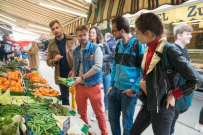 Vienna: Naschmarkt Guided Food Tour - Meeting at U4 Kettenbrückengasse: getting started without stress