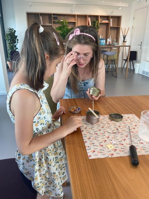 Vienna: Natural soy wax candles Workshop - Your Senses Take the Lead: Aromatherapy Scent Mixing