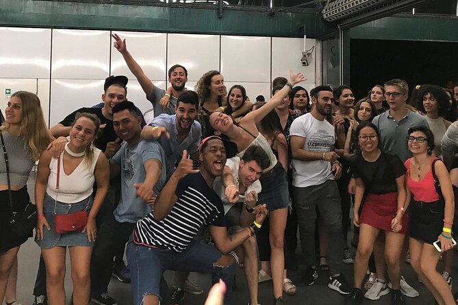 Vienna Nights Pub Crawl - The last stop: ra’mien Bar and free entry to a club you might not pick on your own