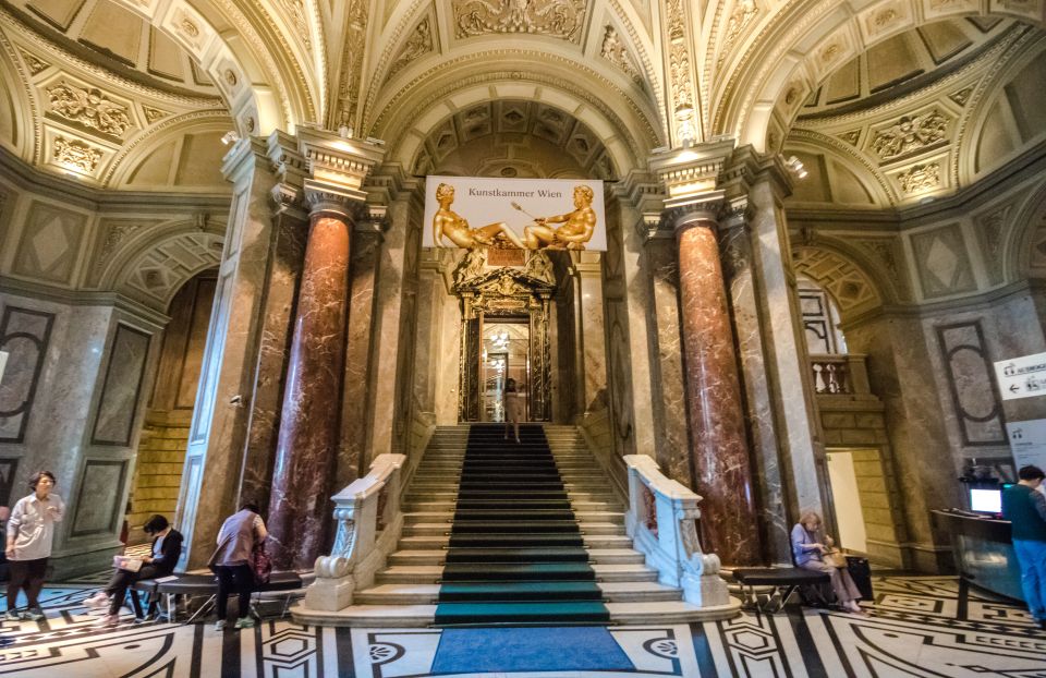 Vienna PASS: All incl. Sightseeing Pass for 85+ Attractions - Buses vs. Walking vs. Metro: How to Choose Day by Day