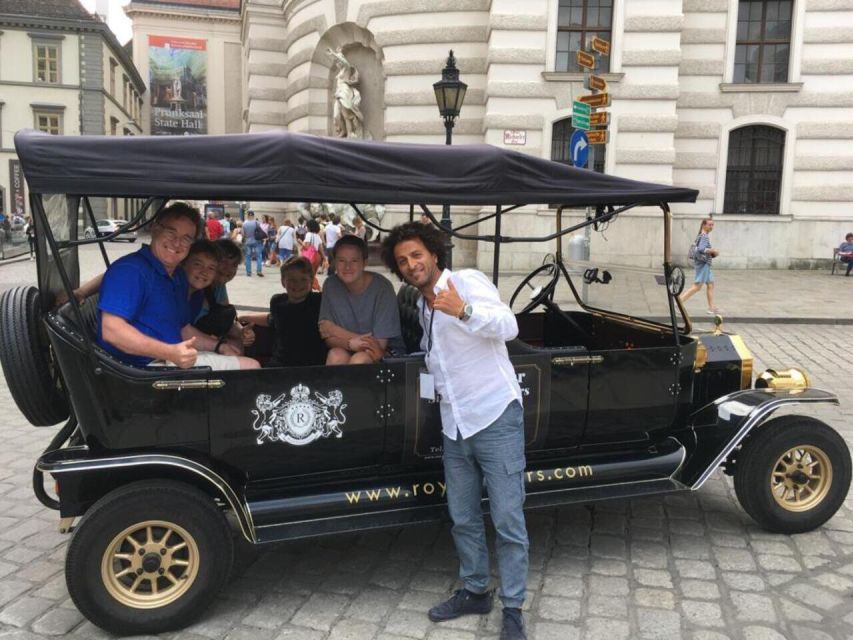 Vienna: Private Electric Car Sightseeing Tour - Live guiding in multiple languages (and strong personalities behind the wheel)