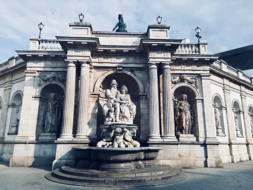 Vienna: Private Walking Tour - Key things that make this tour work