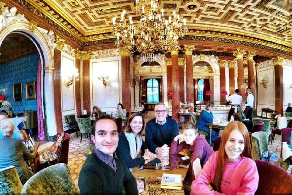 Vienna: Private Walking Tour with a Guide - The story behind the buildings: how guides bring Vienna to life