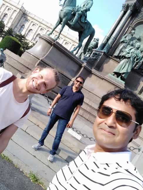 Vienna: Private Walking Tour with a Local Guide - Food and Grocery Wisdom: Eating Like You Live There
