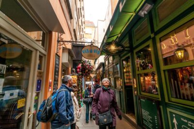 Vienna: Romantic Old Town 2-Hour Discovery Tour - Romans, Jews, and Traders: what Hoher Markt is really about