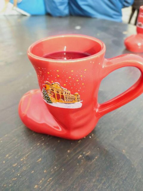 Vienna: Schönbrunn Palace & Christmas Market Walking Tour - Small Group Size, Language Options, and Accessibility