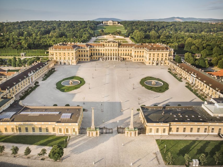 Vienna: Schönbrunn Palace Entry Ticket with Lunch - Your 2-course lunch at Joseph II: what you get (and what to watch for)