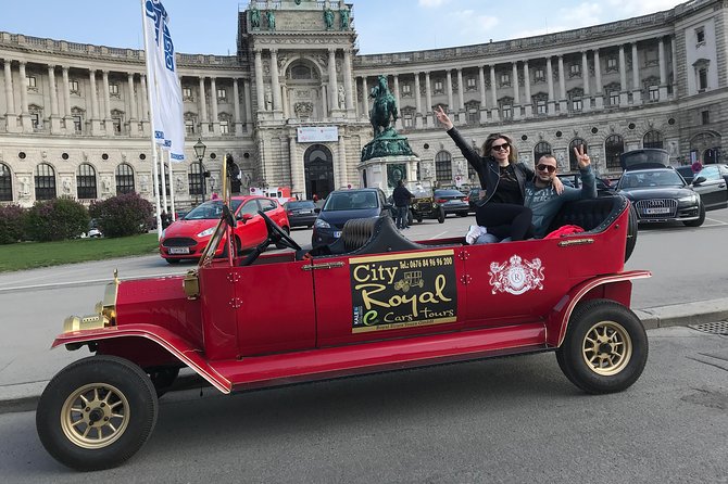 Vienna: Silver Tour (30 min) Vienna City Center Sightseeing Tour - Hofburg Palace complex: the landmark cluster you’ll understand right away