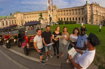 Vienna: Silver Tour (30 min) Vienna City Center Sightseeing Tour - Where you start: Albertinapl. 2 and getting oriented fast