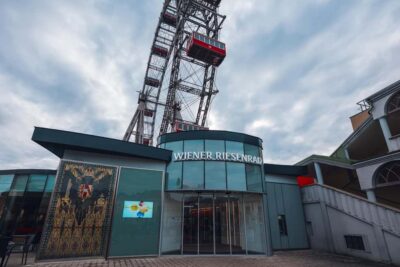 Vienna: Skip-the-cashier-desk-line Giant Ferris Wheel Ride - Tickets, QR Entry, and the Fastest Way to Join the Line