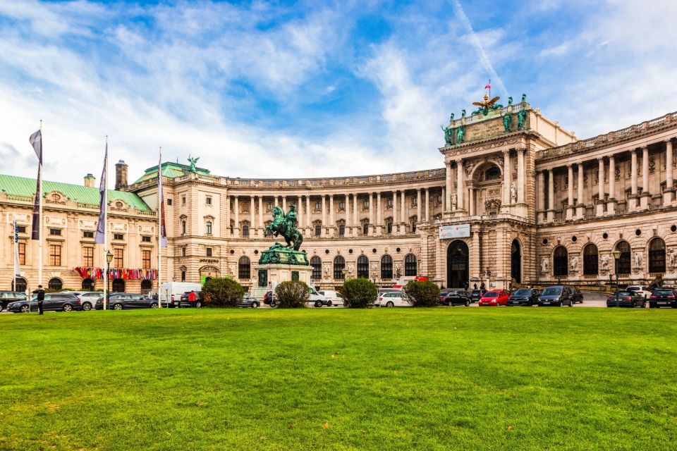 Vienna: Skip-the-Line Hofburg Ticket & Sisi Museum Tour - Hofburg Imperial Palace in 2 hours: what priority entry really buys you