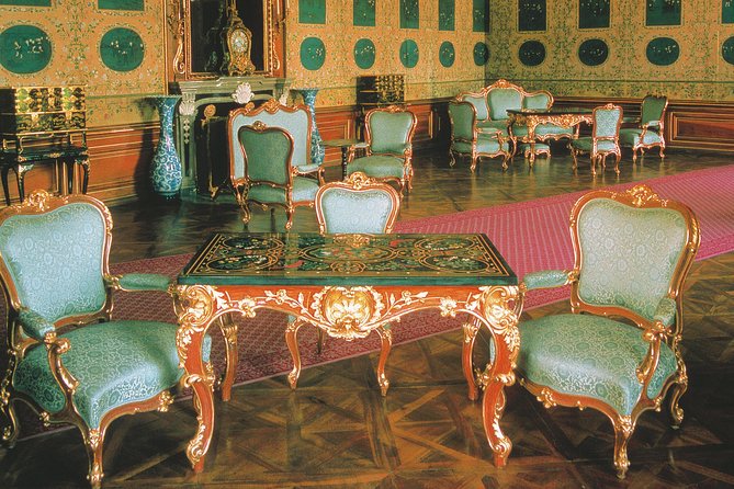 Vienna: Skip the Line Schönbrunn Palace and Gardens Guided Tour - The price: what you’re really paying for (and why it can be good value)