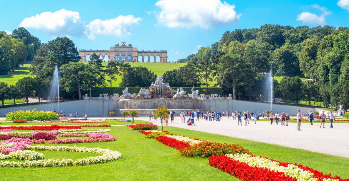 Vienna: Skip-the-Line Schönbrunn Palace & Gardens Tour - The palace visit: 22 rooms with a licensed guide