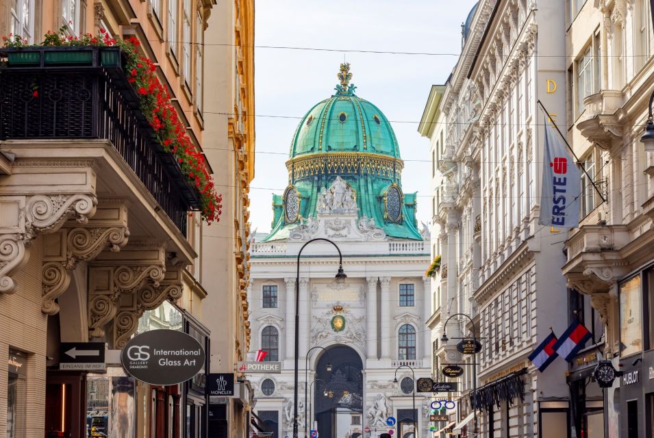 Vienna: Skip-the-Line Sisi Museum, Hofburg and Gardens Tour - The Spanish Riding School photo stop and the Lipizzaner moment