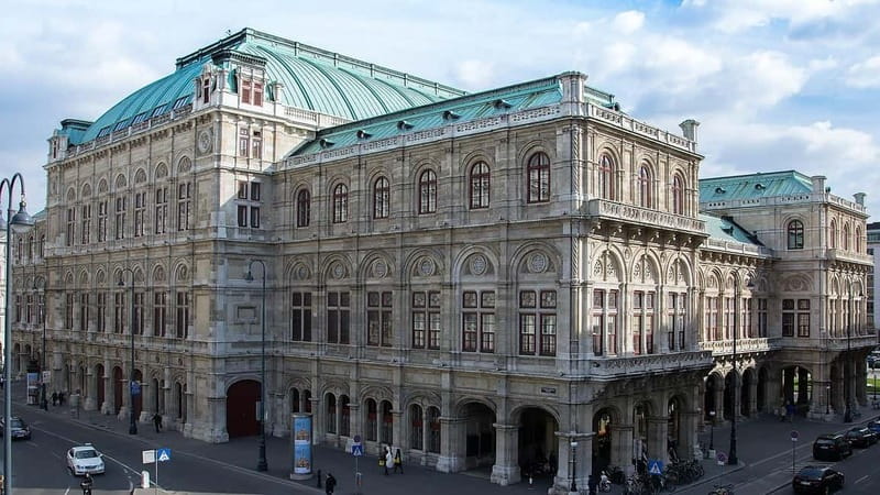 Vienna: Small Group Guided Walking Tour of City Highlights - Vienna’s Plague Column and St. Stephen’s Cathedral Finish
