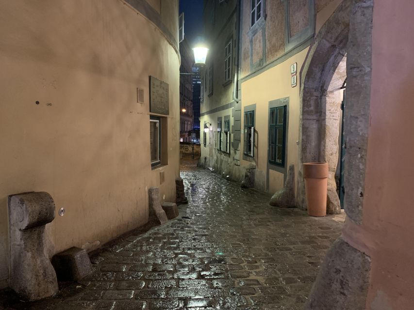 Vienna: Spooky Ghost Tour in English - Key Things to Know Before You Go