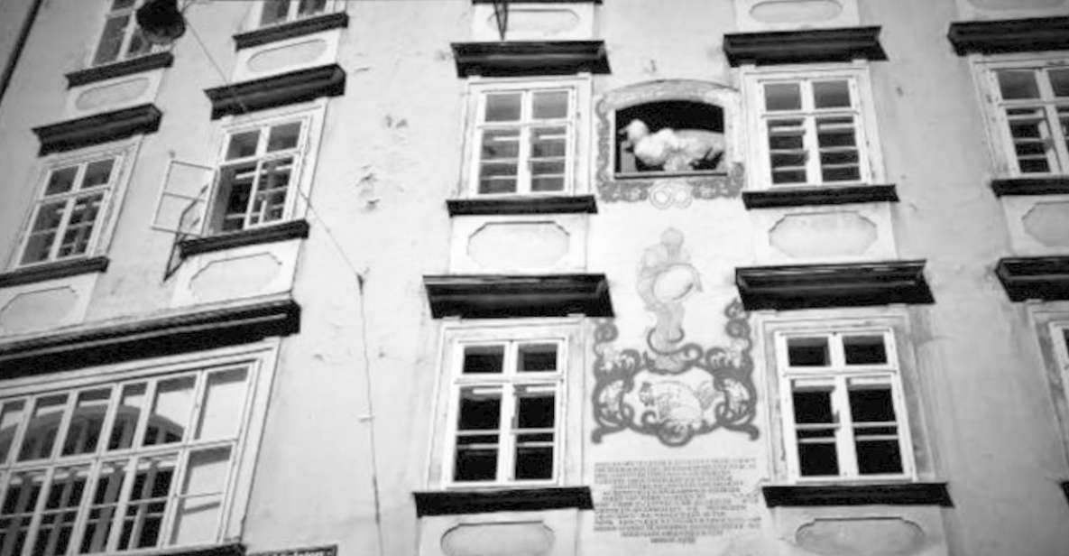Vienna: Spooky Ghost Tour in English - Historic Center Walk: Legends You Can Place on the Map