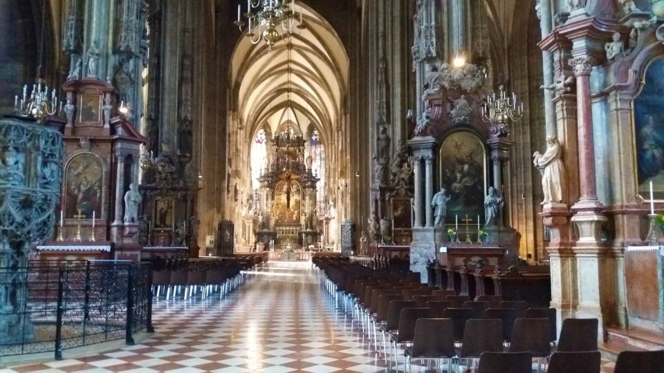 Vienna St. Stephen's Cathedral and city walk - Why St. Stephen’s Cathedral is the perfect first stop