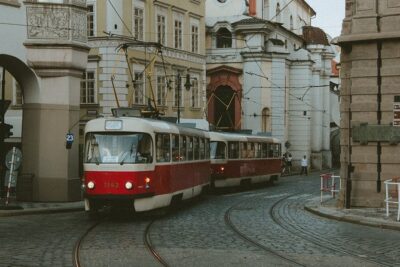 Vienna to Prague - Private Transfer with 2 hours of Sightseeing - Your Sightseeing Options on the Route (And What Each Stop Is Best For)