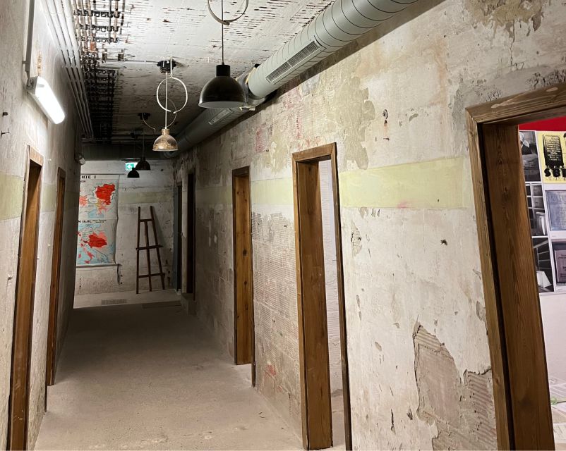 Vienna: Underground WWII Bunker Ticket and Guided Tour - Who should book this underground WWII air-raid shelter experience