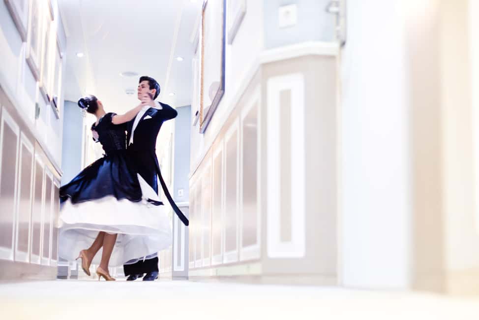 Vienna: Viennese Waltz Workshop for Couples - How to turn a waltz lesson into a great Vienna date