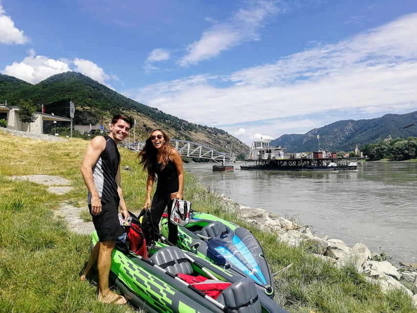 Vienna: Wachau Valley Private Kayak and Wine Tour - Spitz wine tasting: where the day turns into a wine lesson