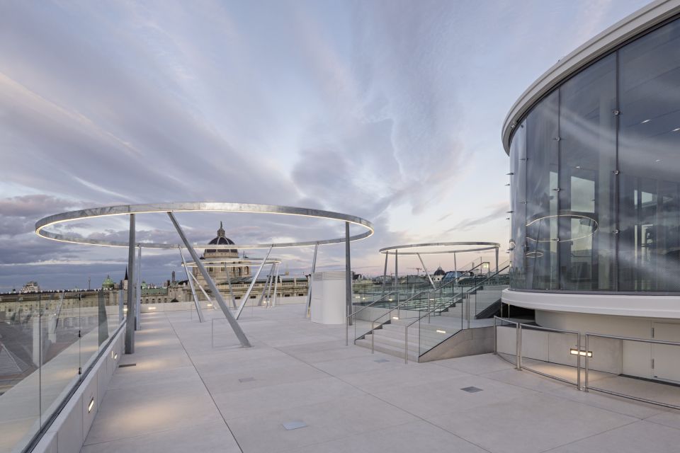 Vienna: Walking Tour of the MuseumsQuartier with Guide - MQ Libelle: 2.35 million dots and a glass façade you can see