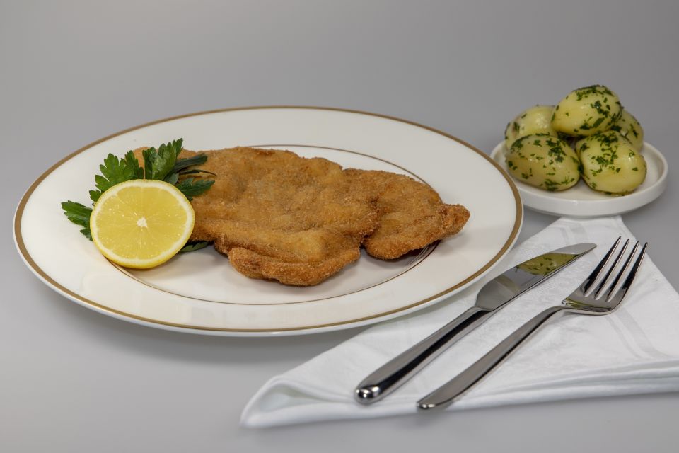 Vienna: Wiener Schnitzel and Strudel Cooking Class - Apple Strudel with a family method, not a shortcut