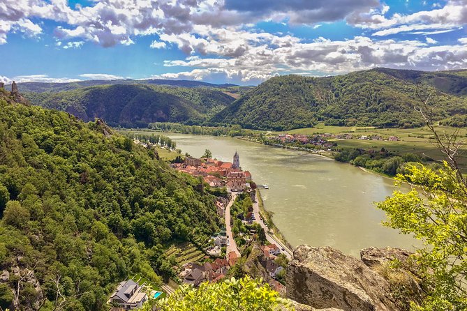 Wachau for Adventurers - Lunch plans: optional wine-tavern meal in Dürnstein