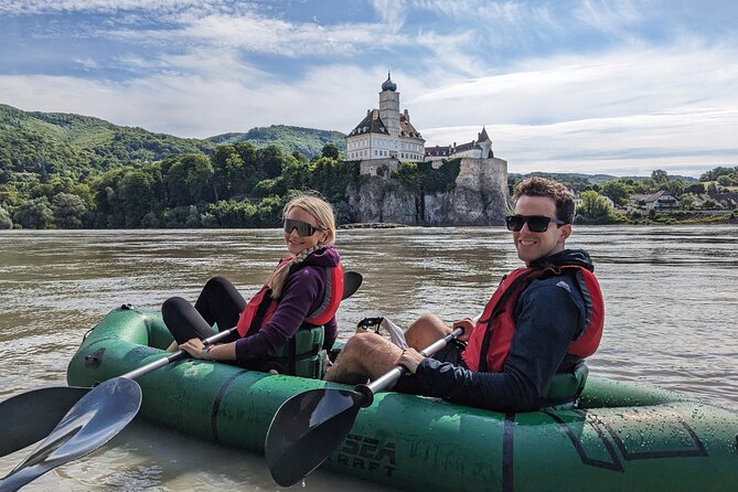 Wachau Valley Kayak & Wine Tour - Lunch in a Local Hamlet: Fuel Without the Pressure