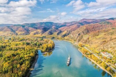 Wachau Valley Wine Tasting Bike Tour from Vienna - From Vienna to Krems: Train Ride, Modern Bikes, and a Calm Start