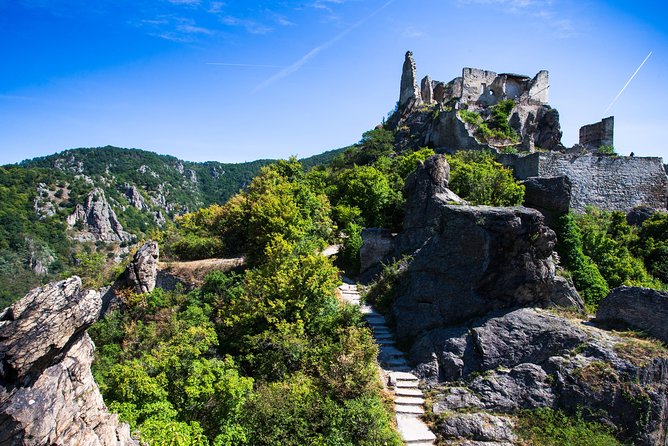 Wachau Valley Wine Tasting Bike Tour from Vienna - Dürnstein Free Time, Fortress Ruins, and the Optional Swim